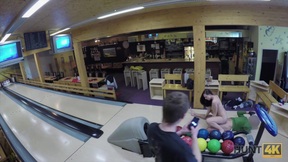 Guy penetrates attractive babe while cuckold plays bowling