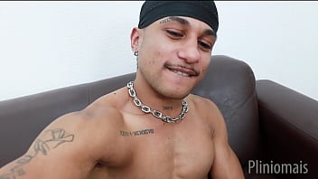 fodi gostoso o carinha da balada!
