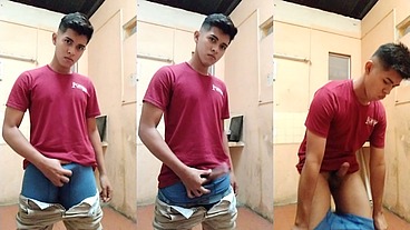 Alan Tokers sé masturba en él trabajó