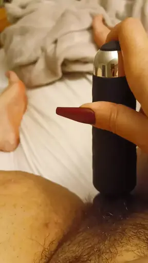 Stephanie Benitez - Black Girl Masturbates with Big Hairy Puss