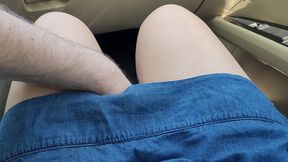 Gonna senza Mutandine ma lascio che uno sconosciuto mi tocchi