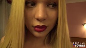 Sexy blonde Tbabe jerks off her pole