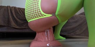 Rock Dildo Pussy Seriously Stretching