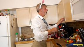 Richard Lennox Flaunts His Dick & Balls While Jacking Off