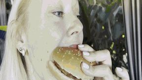 Bonnie is very hungry AVI