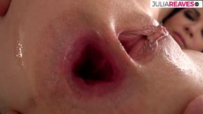 Babe gets holes stretched after banging a huge dick