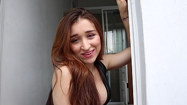 Sensual y ardiente colombiana posando en mi baño