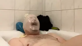 BHDL in - BATHTUB BREATHPLAY - LATEXGLOVE FUN AFTER SHAVING