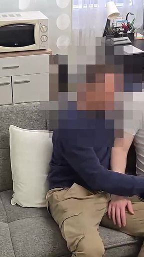 Str8 Broker Visits Me for the 15th Time and His Wife Calls Him While I Blow Him