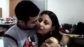 Indian amateur pair filming their copulation on camera