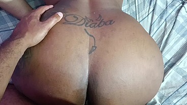 Brincadeira lésbica com intruso