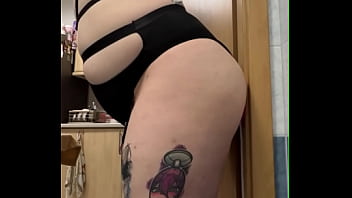 Feelingharmony rides her dragon dildo