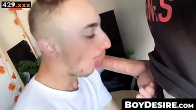 Friendly Faces - Blonde Babe Gives Epic Head to Her Bestie's Brother!