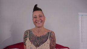Sex saddle clip with sensuous Christina Sapphire and Sergeant Miles from Desperate Amateurs