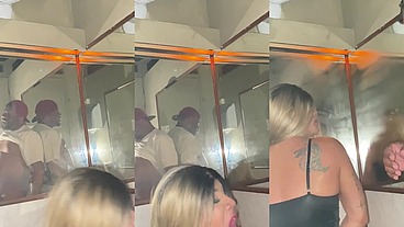 Realizando o fetiche do boy fumando um cigarro e mamando a pica dele, delícia de foda