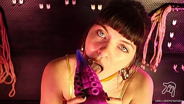 POV: Slave princess Leia rides Jabba the Hut's cock