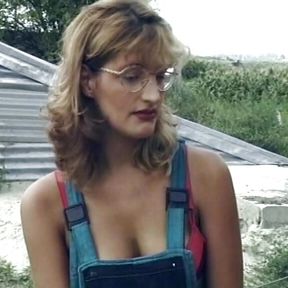 German Farm lady assfucked on the tractor