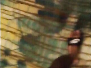 Failed Elevator, Close up