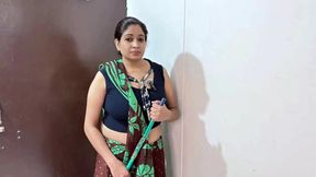 Indian Village Kamwali Aunty got Punishment for Stealing money from purse Hindi Audio