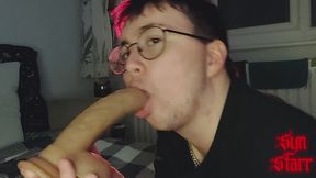 Netflix and Chill - Date night with Syn