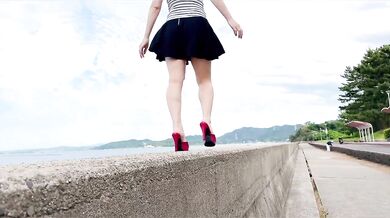 A man is seen masturbating in the open air by a group of strangers and squirts profusely!