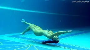 Sazan Cheharda Super Hot teen 18+ Underwater Nude