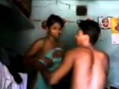 22 housegirl looking door hving sex with bf