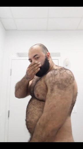 Getting in as Much Time as I Can at the Gym Veggie It Shuts Down. Thanks Covid.