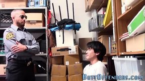 Gay stud gets cum after fucking mall cop