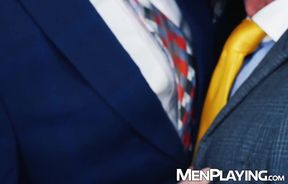 Muscular Manuel Skye seduces and breeds his colleague Craig Marks