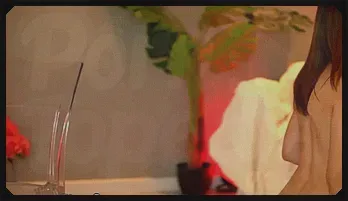 Sexy Solo Babe Fingering and Climaxing