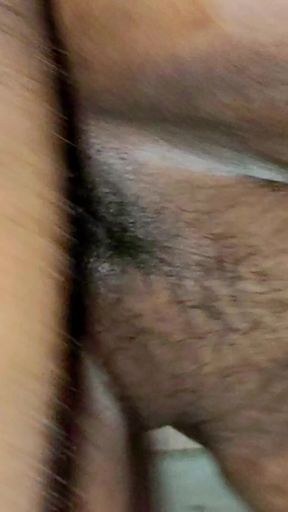 Desi bhabhi ki garam chut ka pani nikal diya   Clip 1