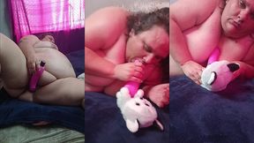 solo milf stacy masterbate with pink vibrator , teddybear gets a blowjob