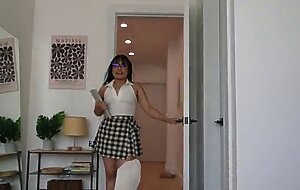 Curvy exchange student seduces me for a ride to school - summer col