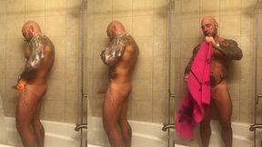 jason collins showering with a raging hard-on!