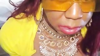 STACKED DARK-HUED CROSSDRESSER MASTURBATING OFF AND NUTTING IN YELLOW