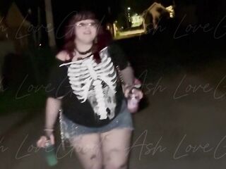 BBW Punk Wench Desperate Public Pissing - Blair Barks