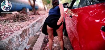 Roadside Tease and Squirt Near Stranger