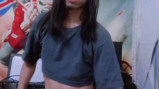 Ela Carlezinha — Mulher Travesti Puta de cropped sem calcinha Chupa Pica Vadia Feminina pelada rebola e leva vara no cu arrombada dessa Carlezinha