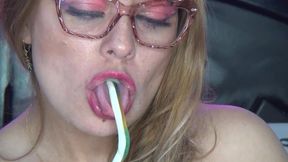 Super Crazy! I Swallowed 20 Big Gummy Snakes Handless!!!