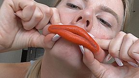 Juicy red big lips! MP4