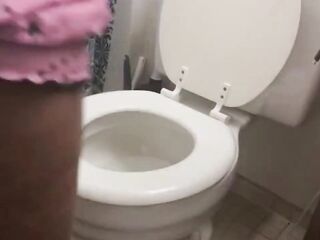 Giantess Invitation – U Came to Watch Her Fresh Pet… Until U Realized It’s U