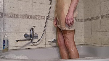 Quickie Self Satisfaction in Shower in nude lingerie