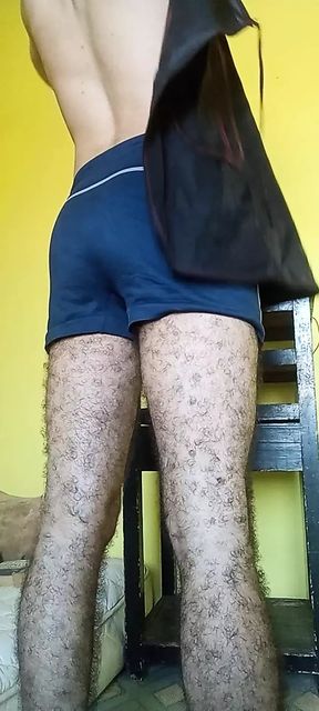 The boy with the handsome body masturbates in his kitchen clothes. He is horny.