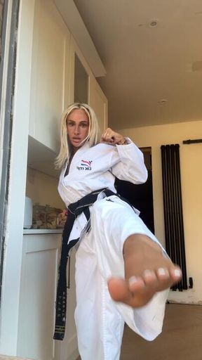 SMOOTHERING my face with my soles