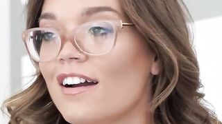 DOEGIRLS - Nerdy Curvy Bae Katie Kush Masturbates and Ejaculates on her Vibrators