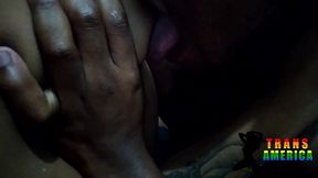 tio safado goza gostoso na boquinha da sobrinha trans