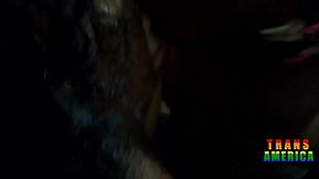 tio safado goza gostoso na boquinha da sobrinha trans