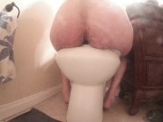 Daddy Hole$ - VR 180 DILF Rides Butt Plug on Toilet!