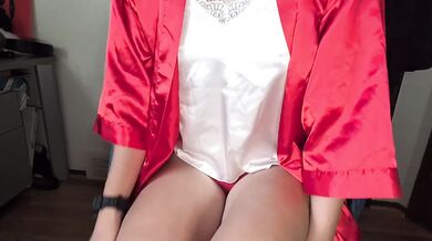 Thick White Girl Fingering Herself In Silk Nightgown Loud Moaning Solo Orgasm